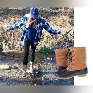 The Original Duck Boot Women's Size 8.5